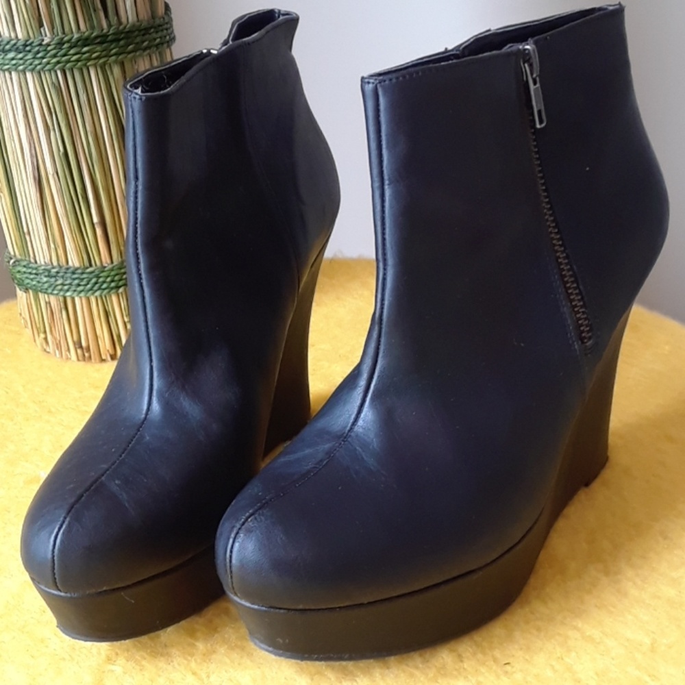 Booties - Picture 6 of 6